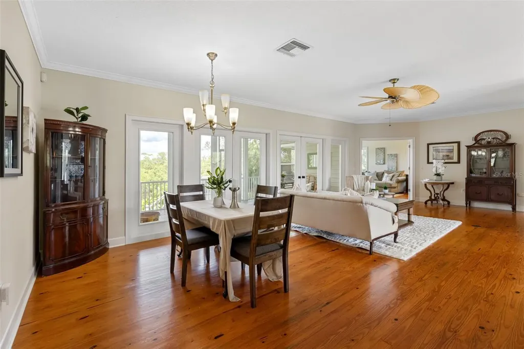 1215 Bayshore Drive Terra Ceia FL 34250