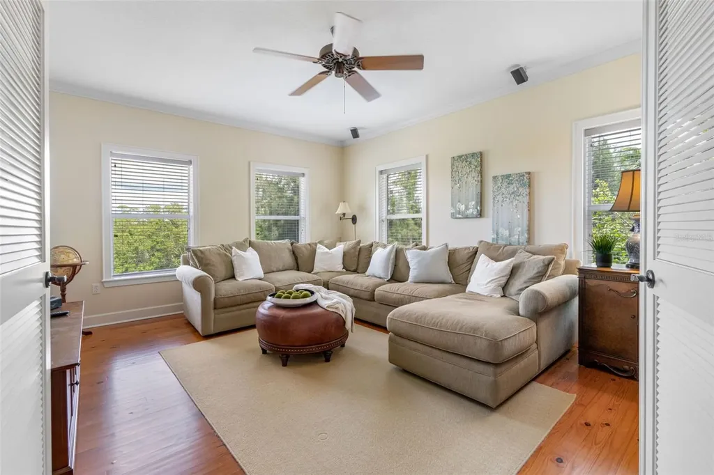1215 Bayshore Drive Terra Ceia FL 34250