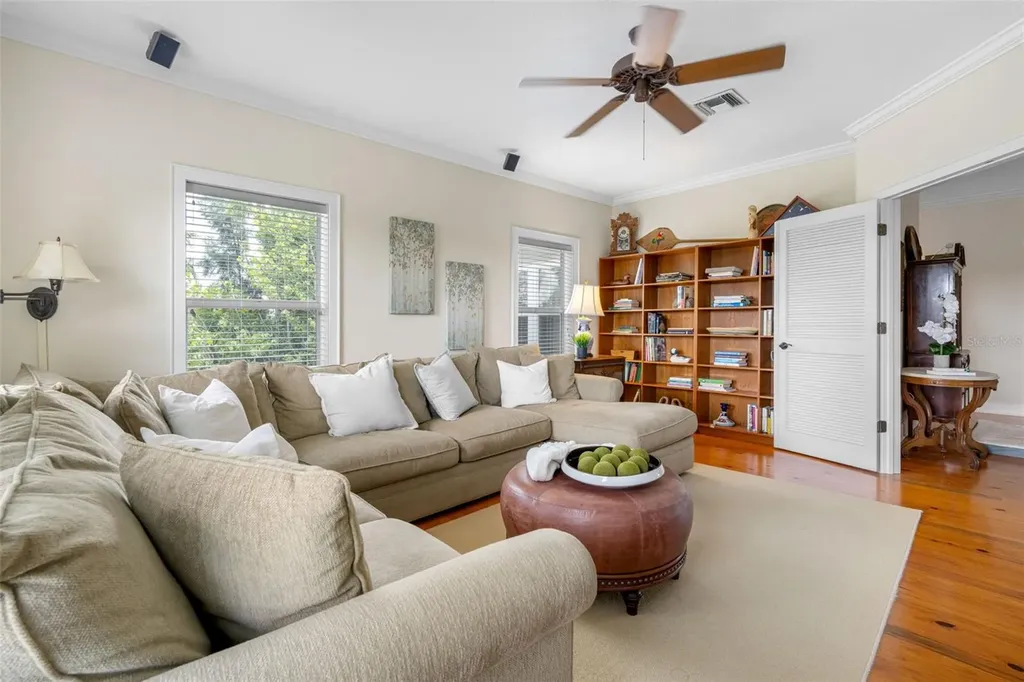 1215 Bayshore Drive Terra Ceia FL 34250