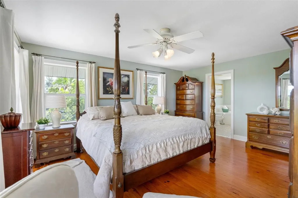 1215 Bayshore Drive Terra Ceia FL 34250