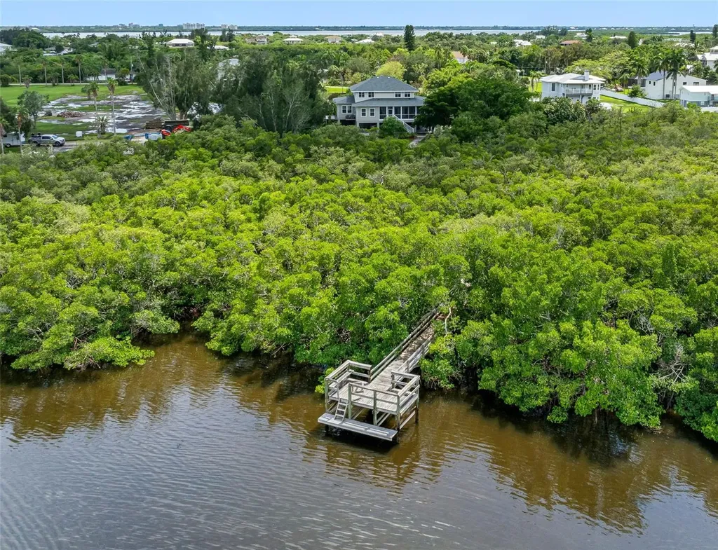 1215 Bayshore Drive Terra Ceia FL 34250