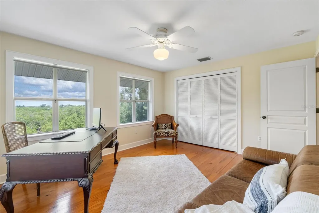 1215 Bayshore Drive Terra Ceia FL 34250