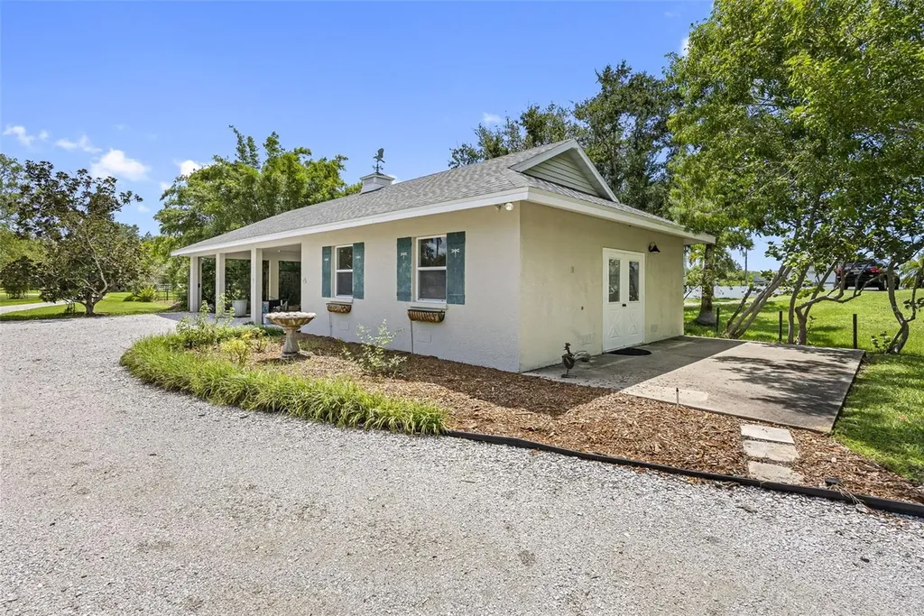 1215 Bayshore Drive Terra Ceia FL 34250