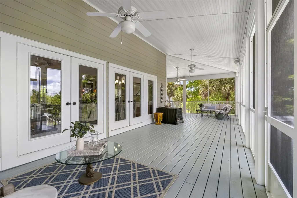 1215 Bayshore Drive Terra Ceia FL 34250