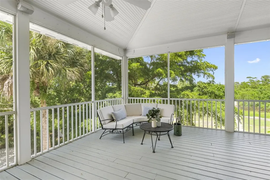 1215 Bayshore Drive Terra Ceia FL 34250