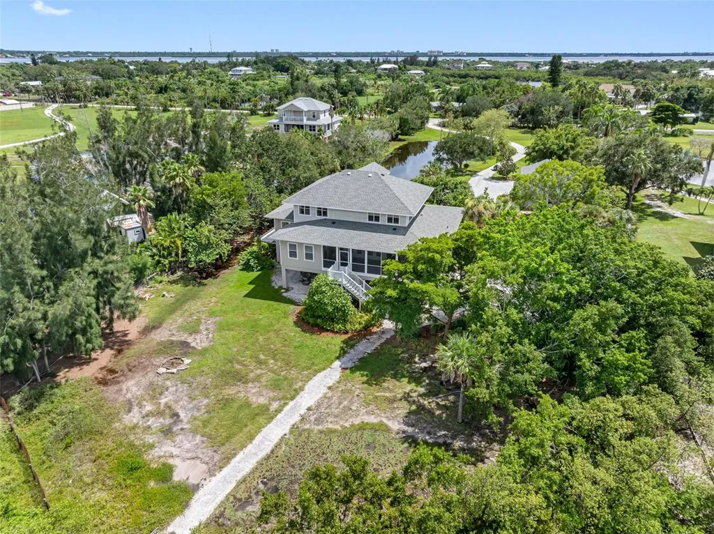 1215 Bayshore Drive Terra Ceia FL 34250