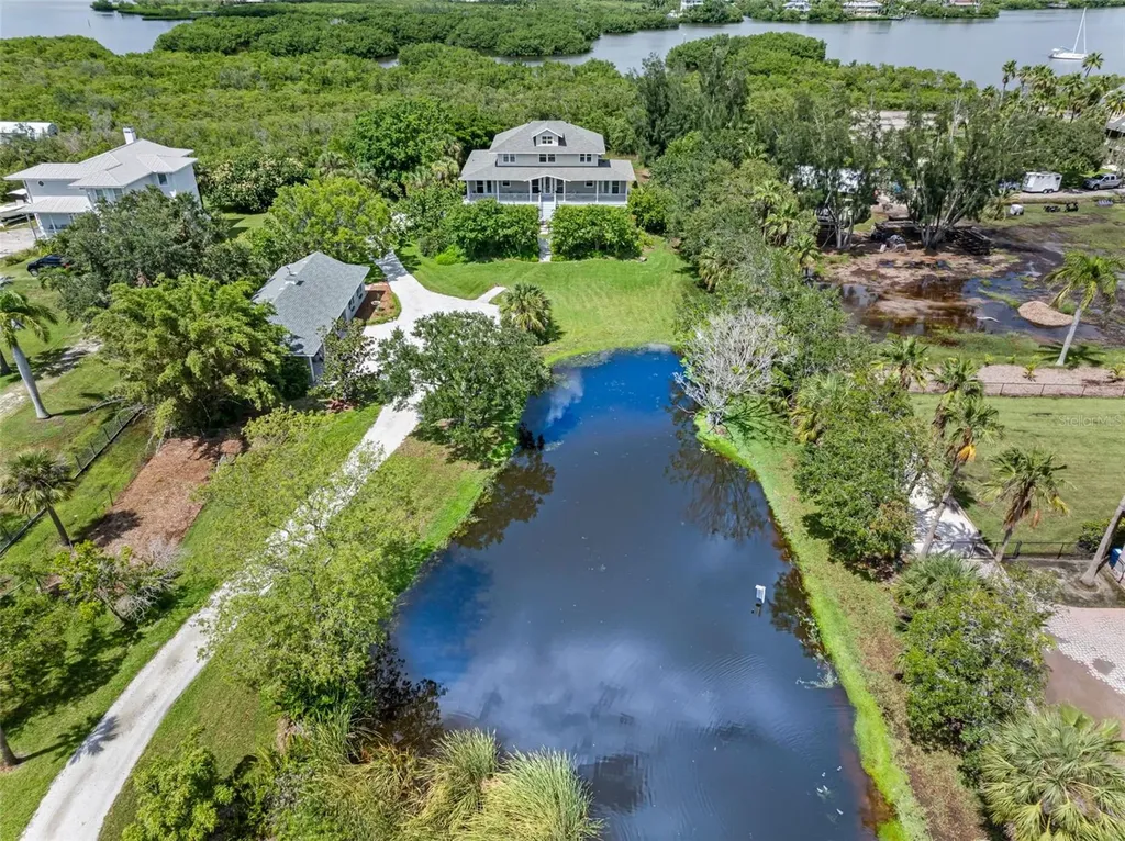 1215 Bayshore Drive Terra Ceia FL 34250