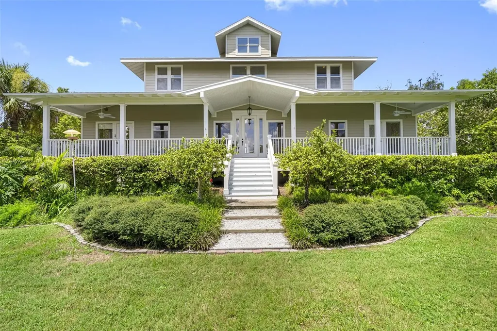 1215 Bayshore Drive Terra Ceia FL 34250
