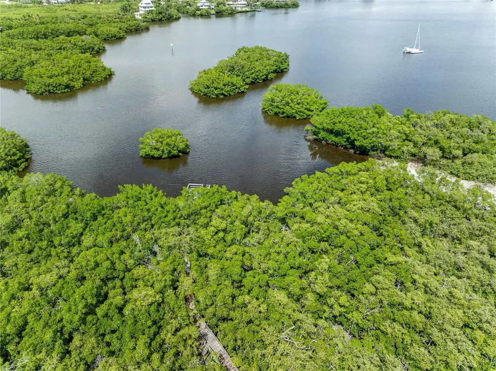 1215 Bayshore Drive Terra Ceia FL 34250