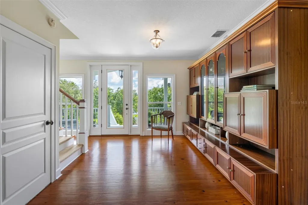 1215 Bayshore Drive Terra Ceia FL 34250