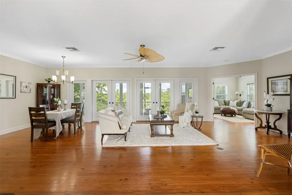 1215 Bayshore Drive Terra Ceia FL 34250