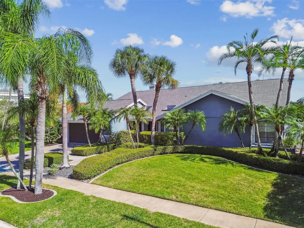 4169 Saltwater Boulevard Tampa FL 33615