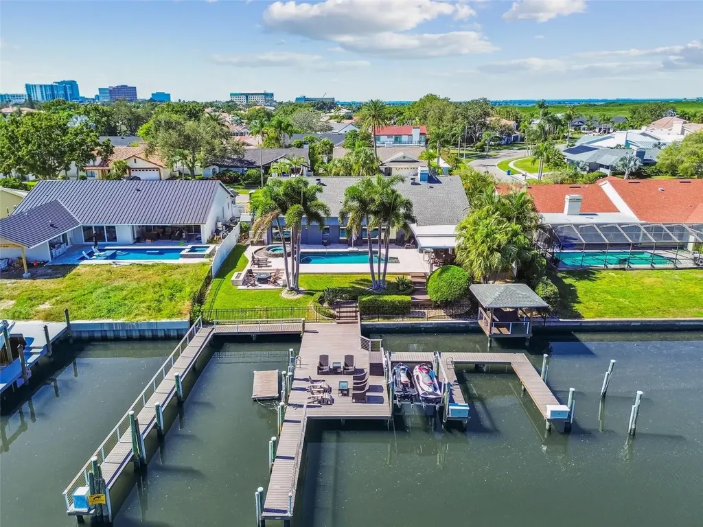 4169 Saltwater Boulevard Tampa FL 33615