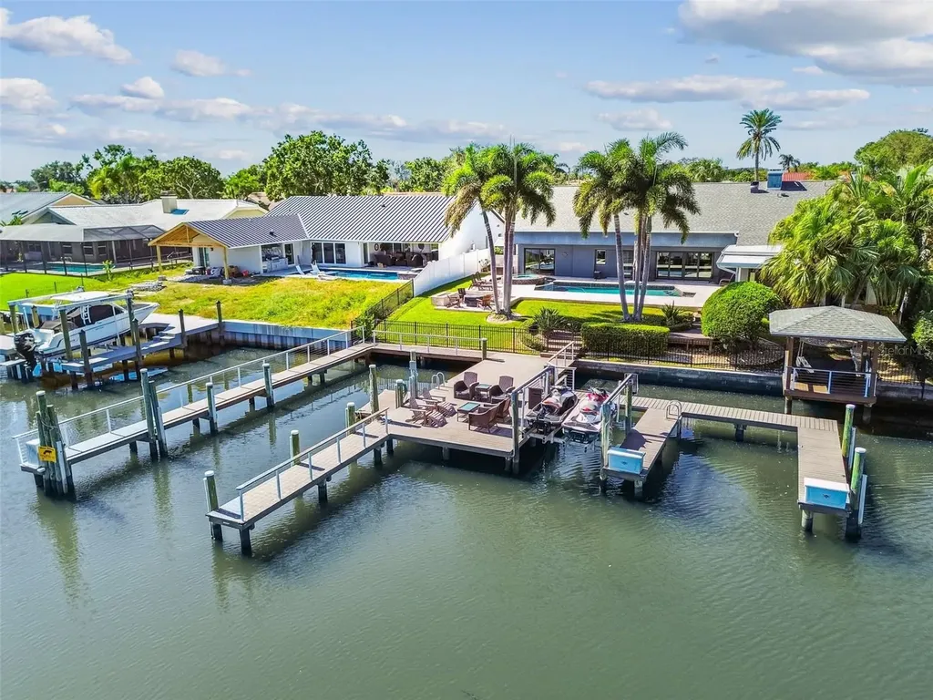4169 Saltwater Boulevard Tampa FL 33615