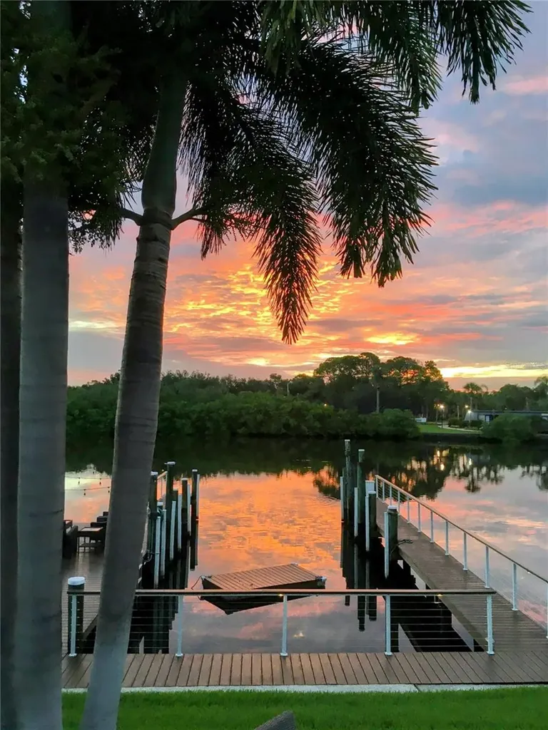 4169 Saltwater Boulevard Tampa FL 33615