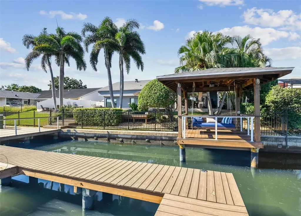 4169 Saltwater Boulevard Tampa FL 33615