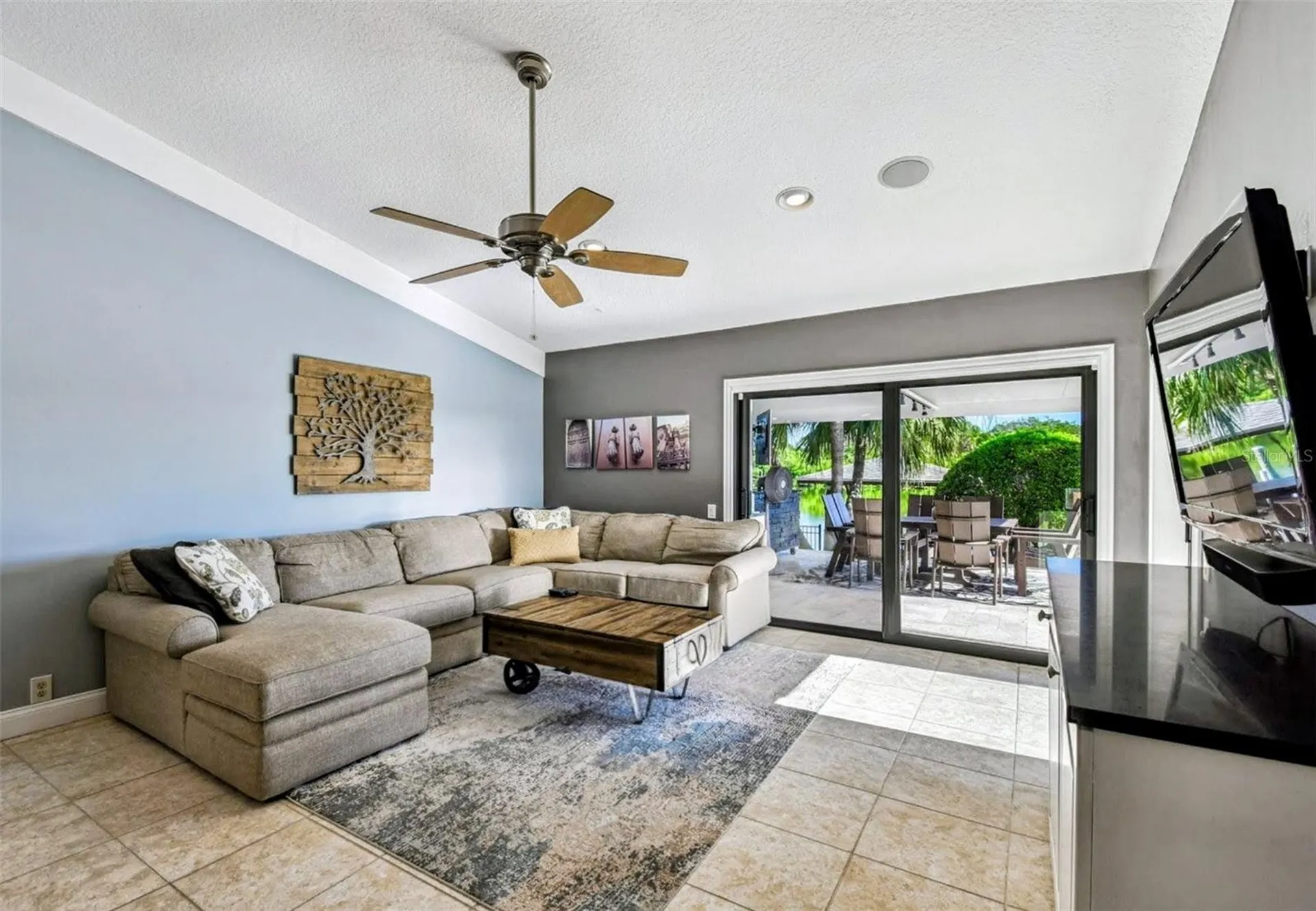 4169 Saltwater Boulevard Tampa FL 33615