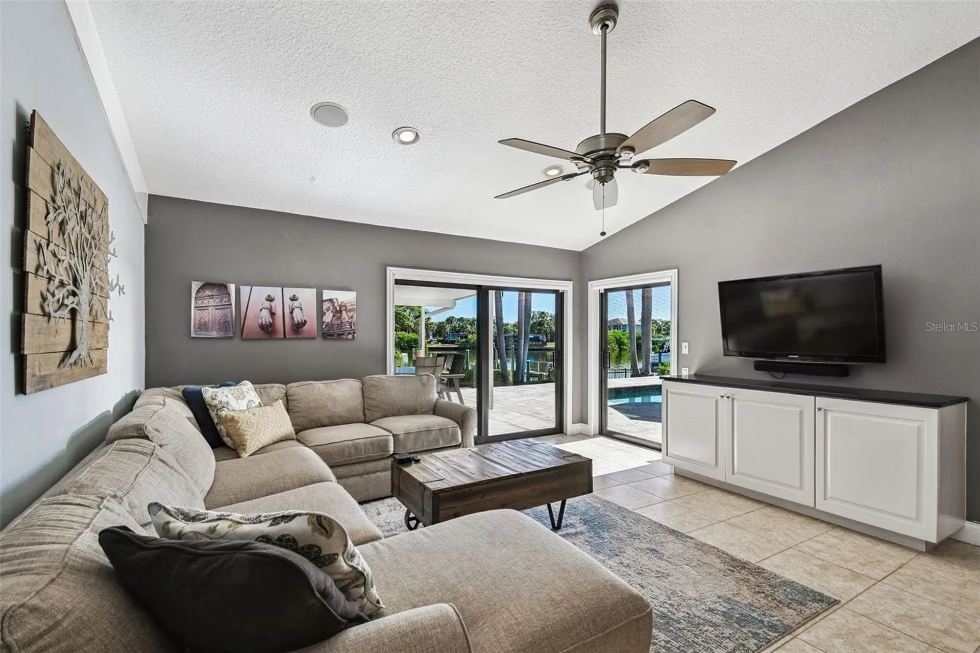 4169 Saltwater Boulevard Tampa FL 33615