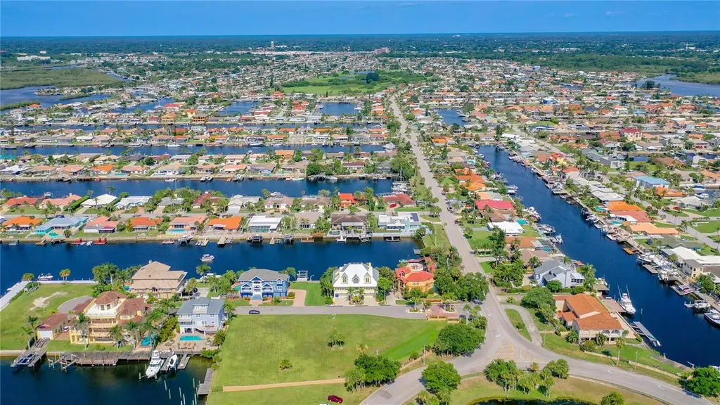 Lot 13 Captains Court New Port Richey FL 34652
