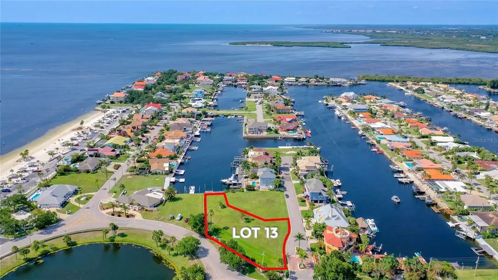 Lot 13 Captains Court New Port Richey FL 34652