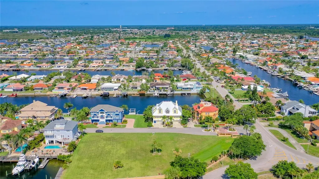 Lot 13 Captains Court New Port Richey FL 34652