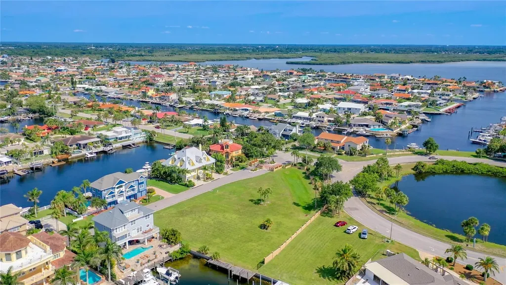 Lot 13 Captains Court New Port Richey FL 34652