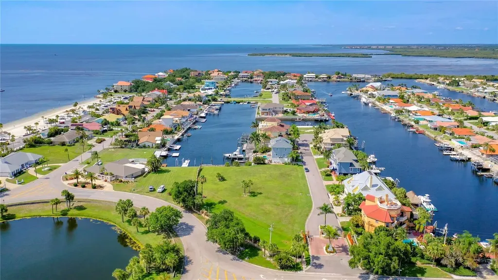 Lot 13 Captains Court New Port Richey FL 34652