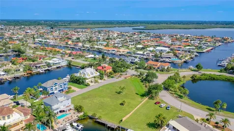 Lot 13 Captains Court New Port Richey FL 34652