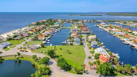 Lot 13 Captains Court New Port Richey FL 34652