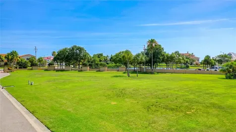 Lot 13 Captains Court New Port Richey FL 34652