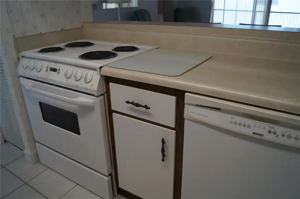 7701 Starkey Road Seminole FL 33777