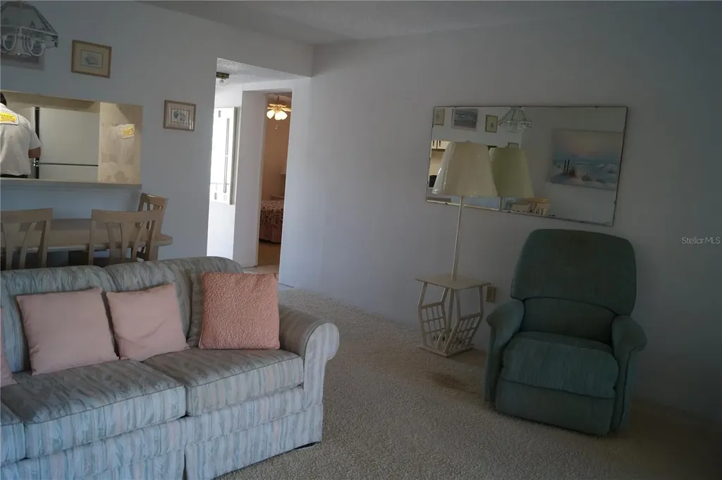 7701 Starkey Road Seminole FL 33777