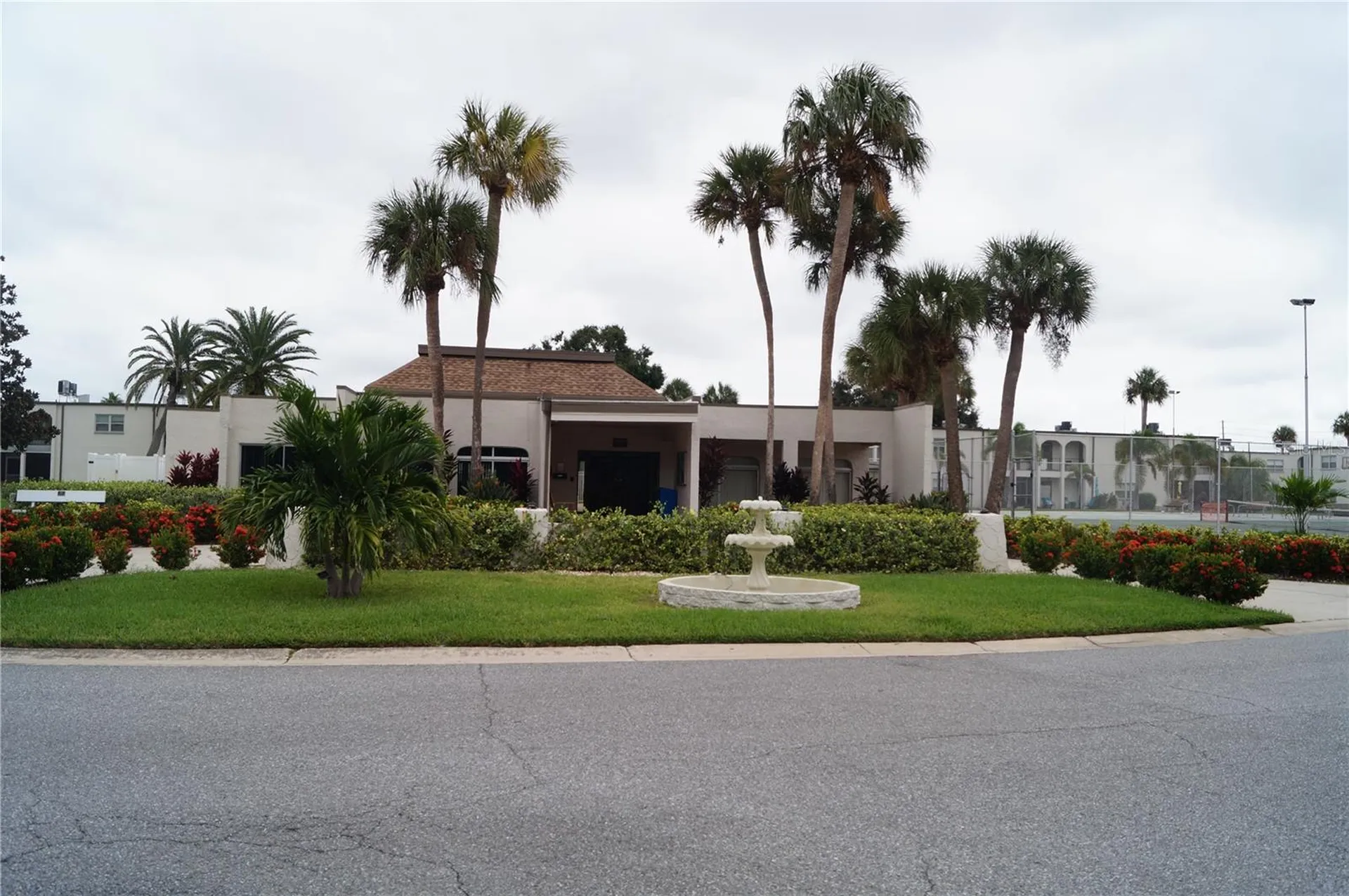 7701 Starkey Road Seminole FL 33777