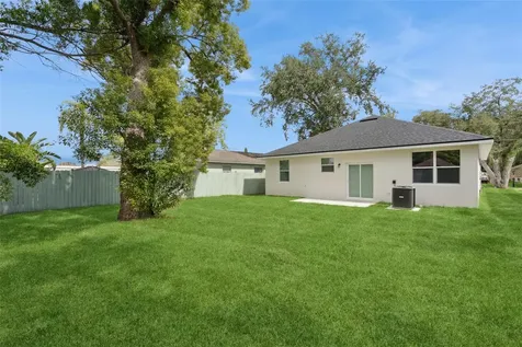 2604 S Elm Avenue Sanford FL 32773