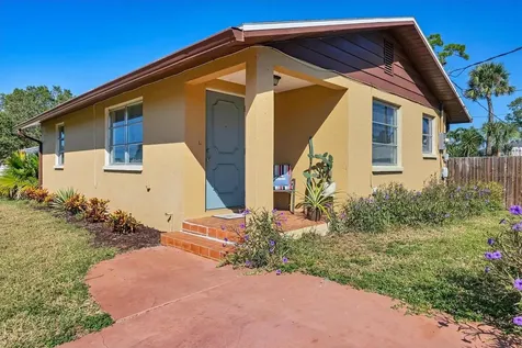 602 W Perry Street Englewood FL 34223