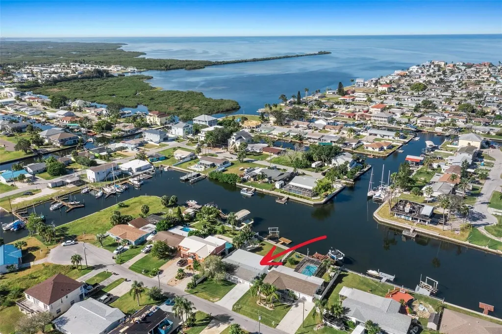 13611 Evelane Drive Hudson FL 34667