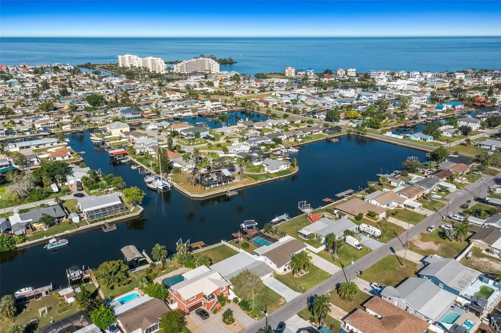 13611 Evelane Drive Hudson FL 34667