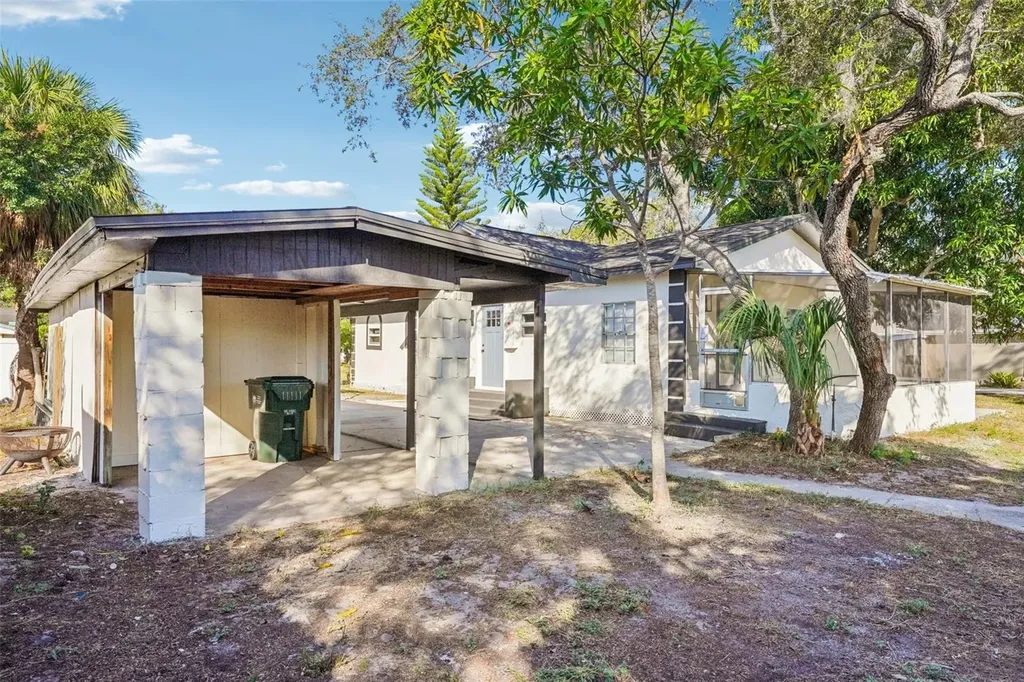 12832 Campbell Lane Largo FL 33774