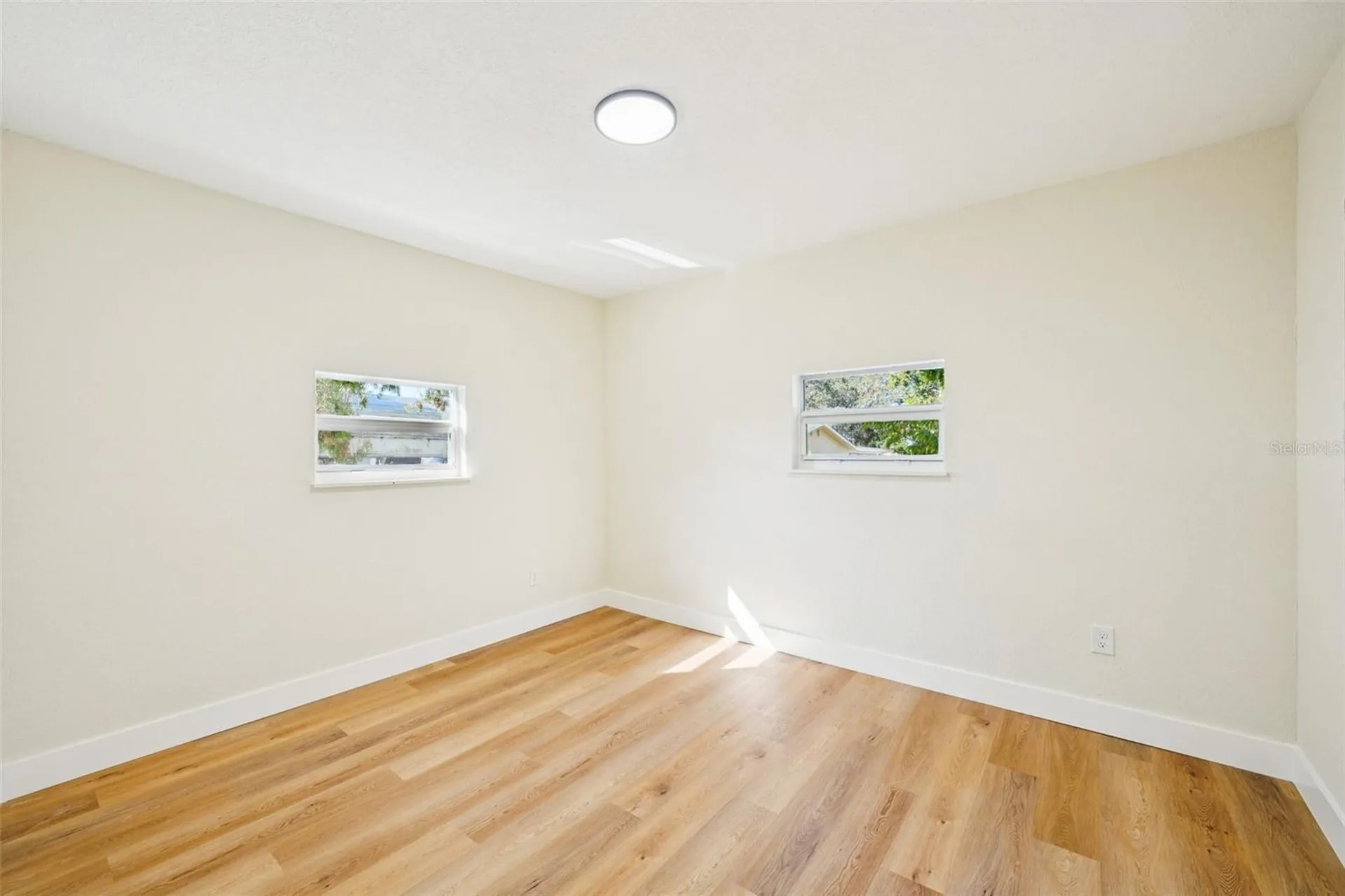 12832 Campbell Lane Largo FL 33774