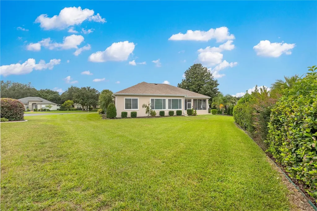 9330 SE 132nd Place Summerfield FL 34491