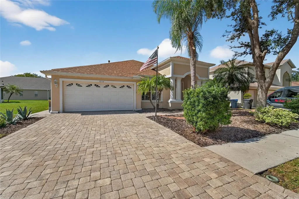 10734 Banfield Drive Riverview FL 33579