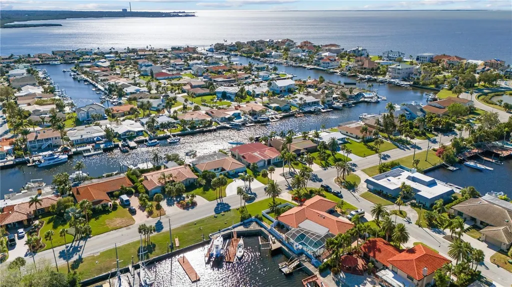 3300 Floramar Terrace New Port Richey FL 34652