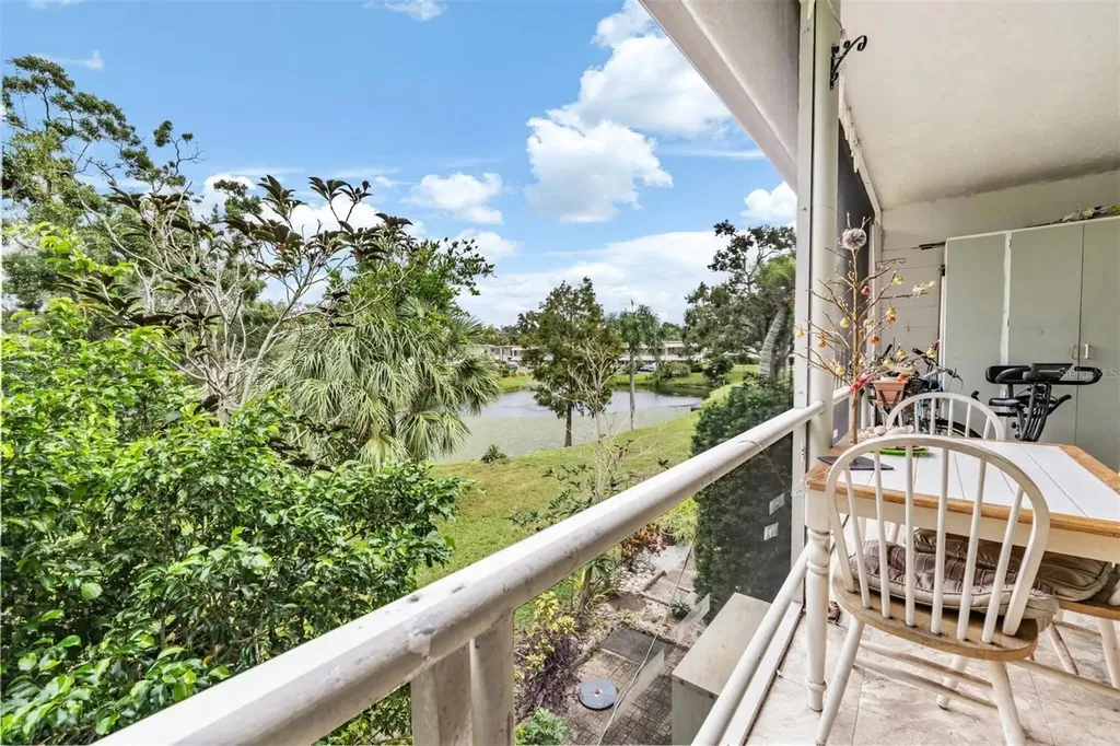 5665 40th Avenue N Kenneth City FL 33709