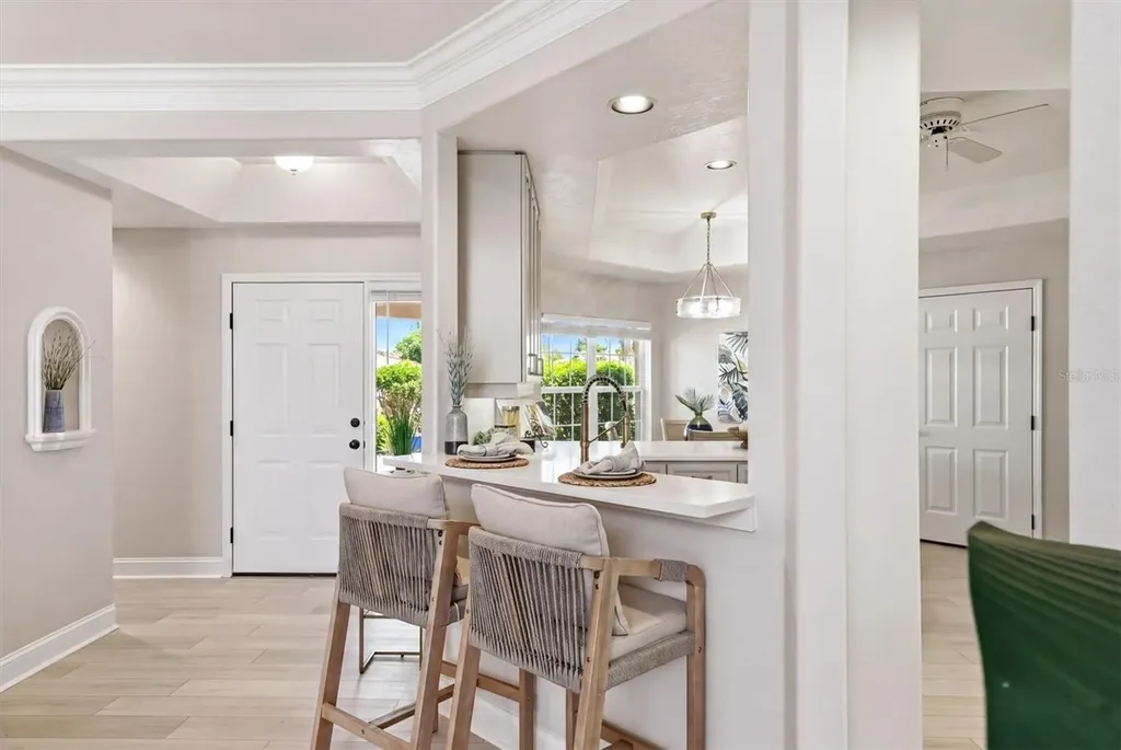 1703 Starling Drive Sarasota FL 34231