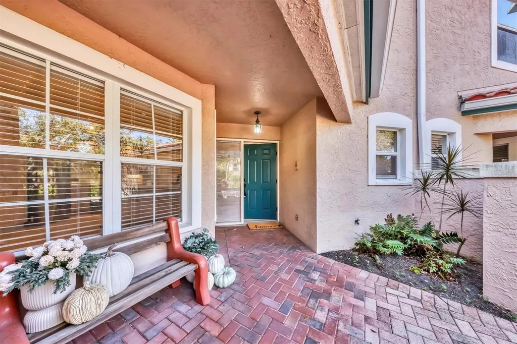 1703 Starling Drive Sarasota FL 34231