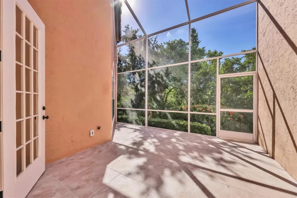 1703 Starling Drive Sarasota FL 34231