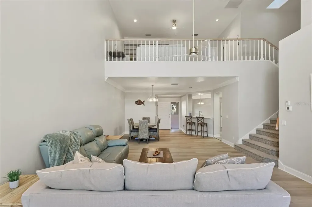 1703 Starling Drive Sarasota FL 34231