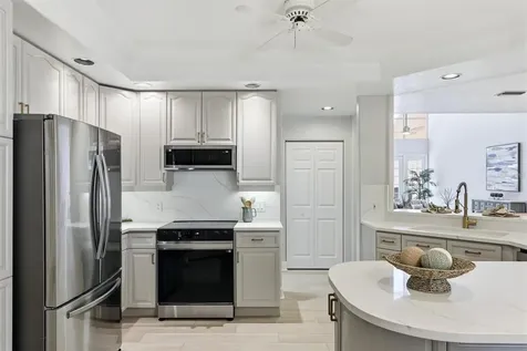 1703 Starling Drive Sarasota FL 34231