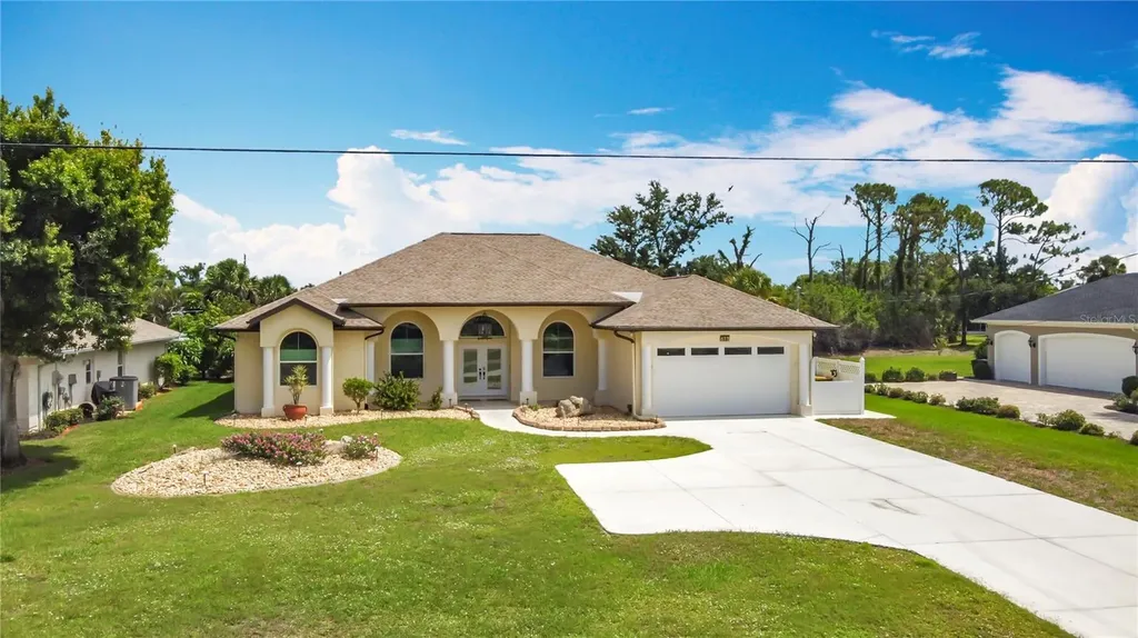 613 Boundary Boulevard Rotonda West FL 33947