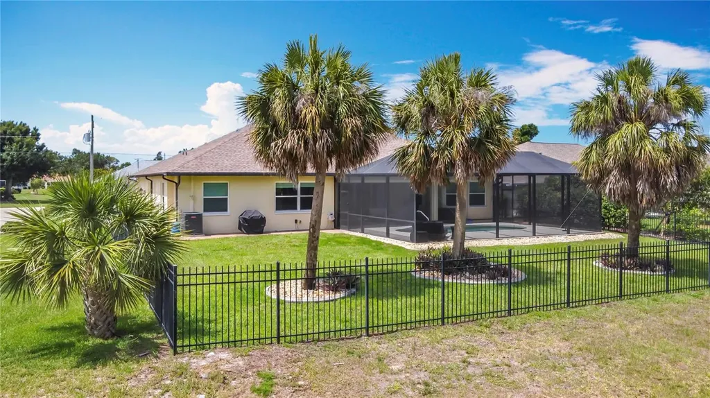 613 Boundary Boulevard Rotonda West FL 33947
